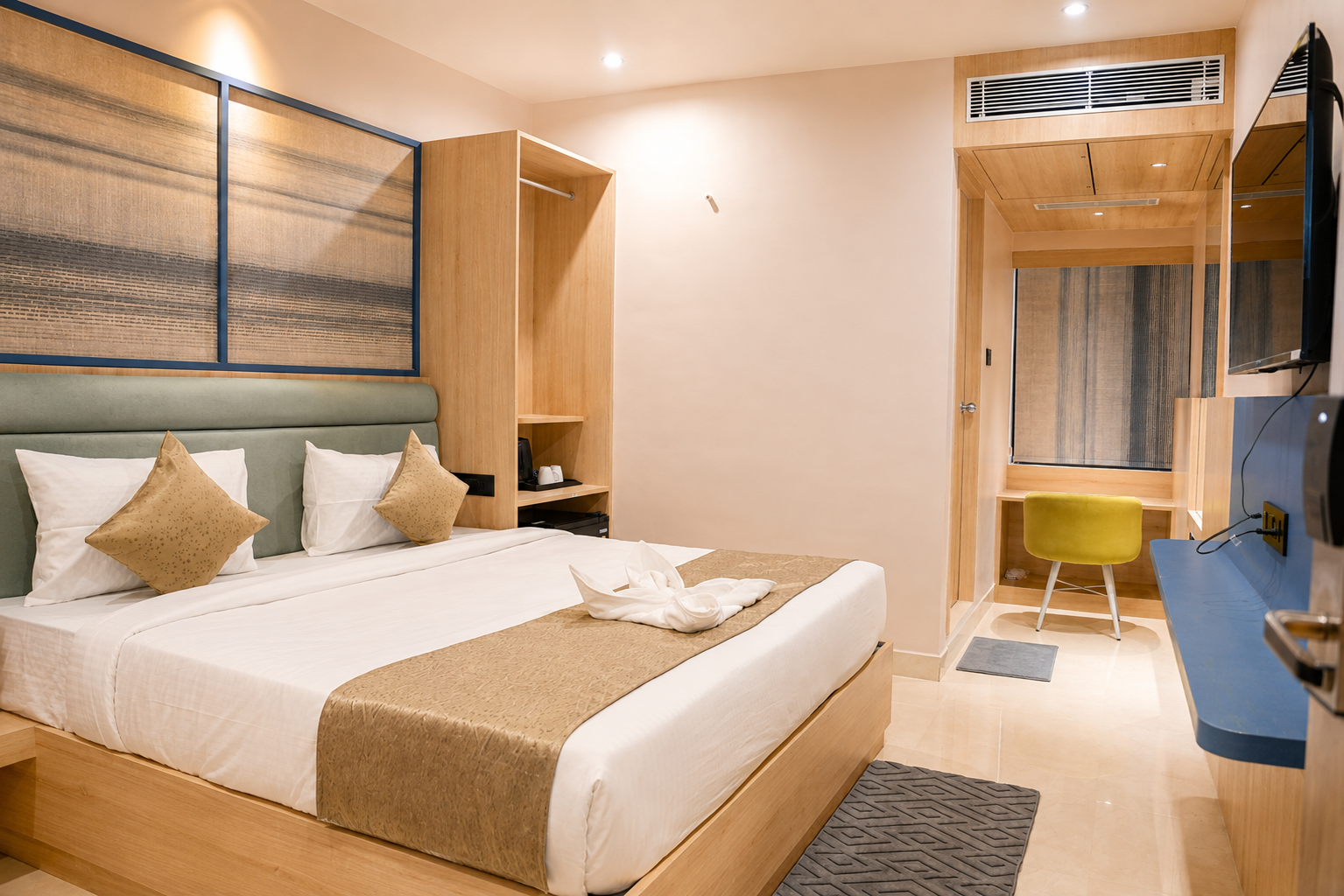 Deluxe Room main view